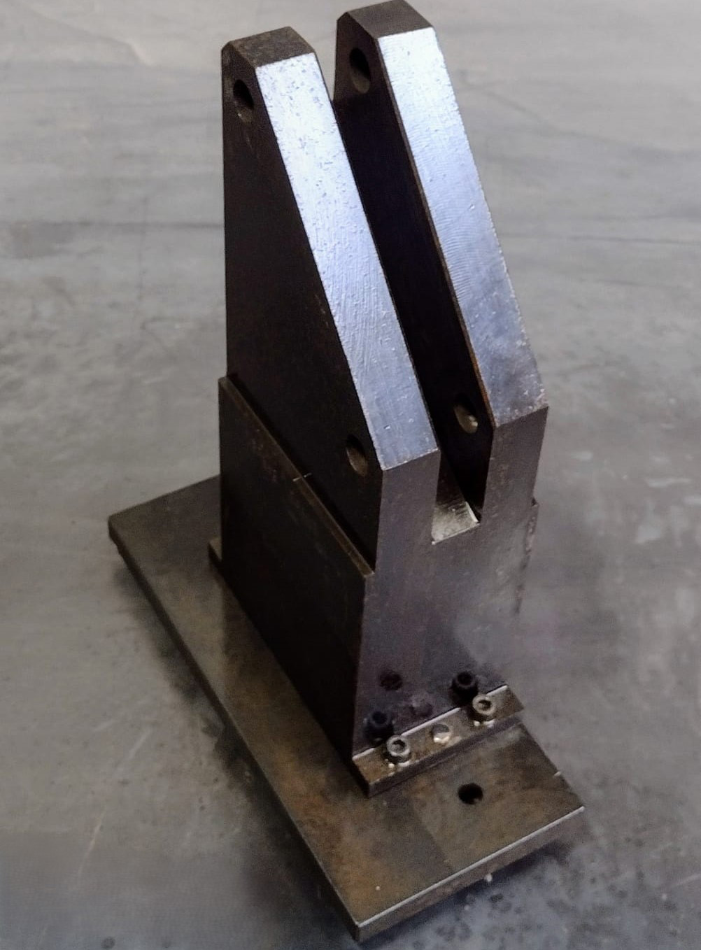 4957-1.jpg